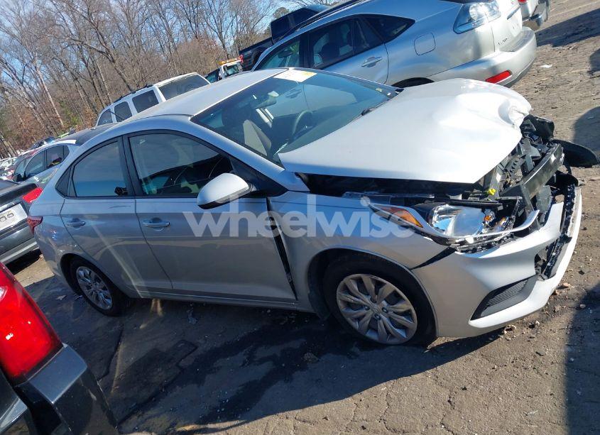 Photo 13 of 2018 Hyundai Accent SE (VIN 3KPC24A30JE024671)