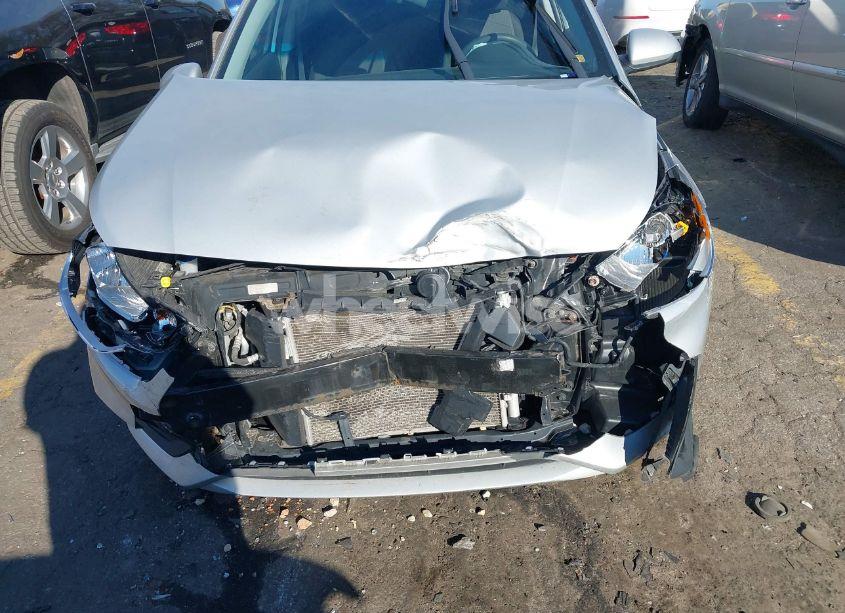 Photo 6 of 2018 Hyundai Accent SE (VIN 3KPC24A30JE024671)