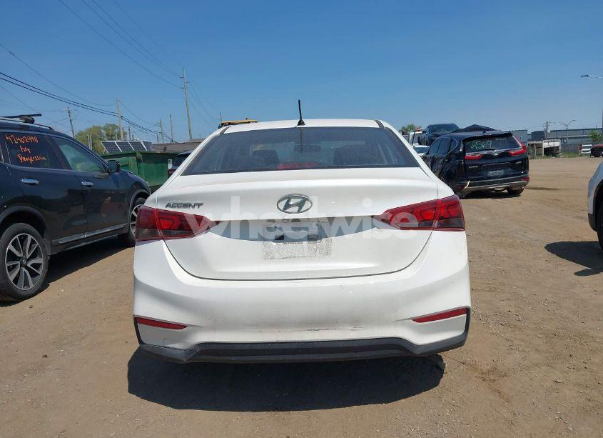 Photo 16 of 2018 Hyundai Accent SE (VIN 3KPC24A30JE026596)