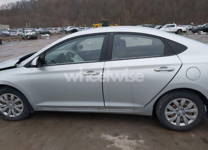 Photo 15 of 2018 Hyundai Accent SE (VIN 3KPC24A30JE026646)