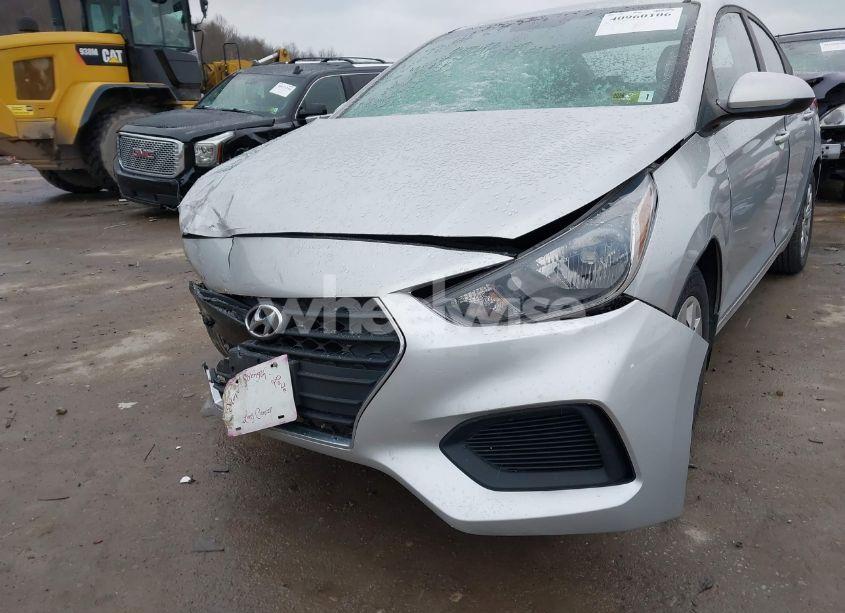 Photo 20 of 2018 Hyundai Accent SE (VIN 3KPC24A30JE026646)