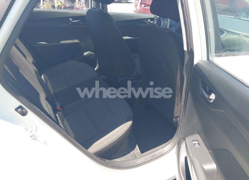 Photo 8 of 2019 Hyundai Accent SE (VIN 3KPC24A30KE058062)