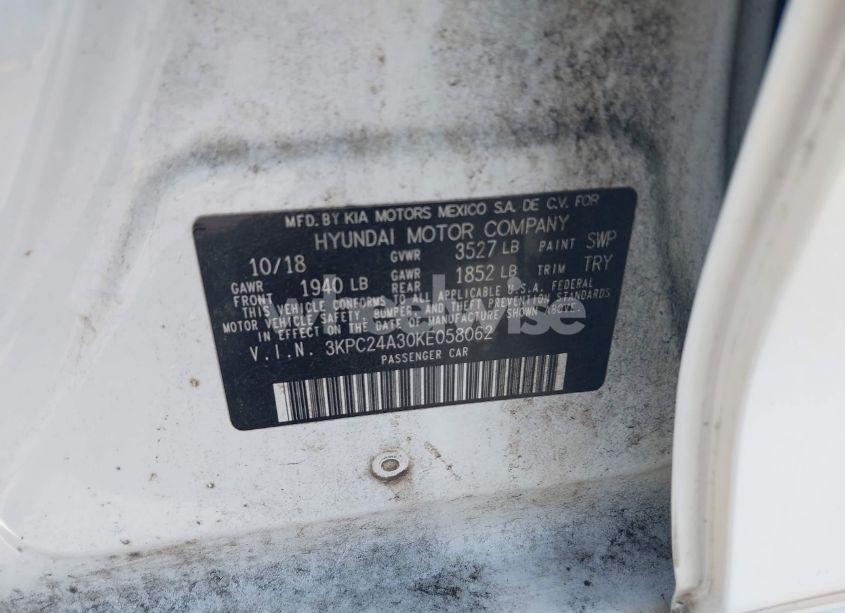 Photo 9 of 2019 Hyundai Accent SE (VIN 3KPC24A30KE058062)