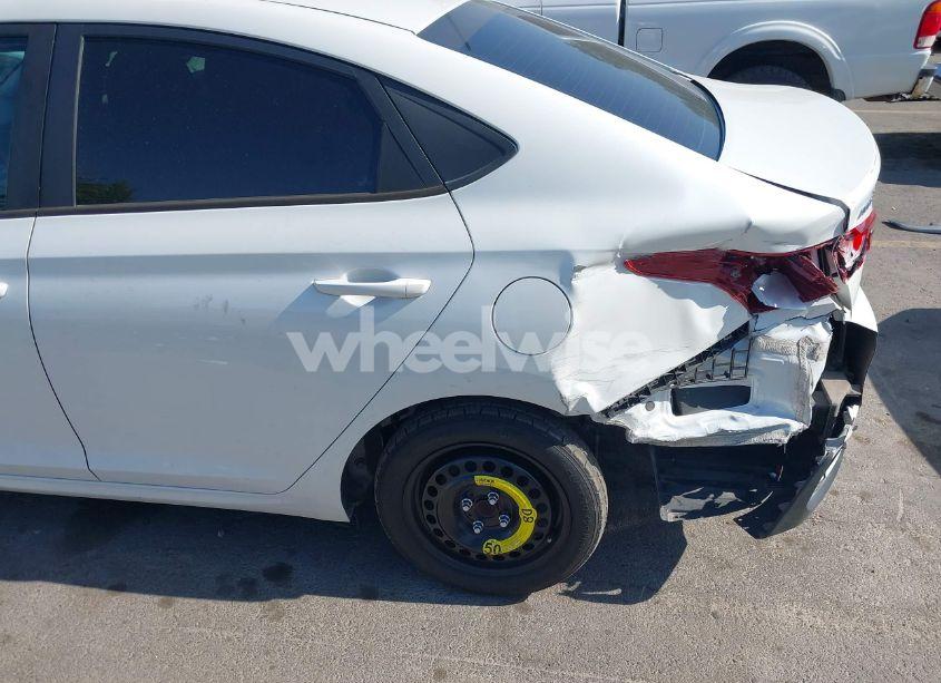Photo 17 of 2019 Hyundai Accent SE (VIN 3KPC24A30KE067263)