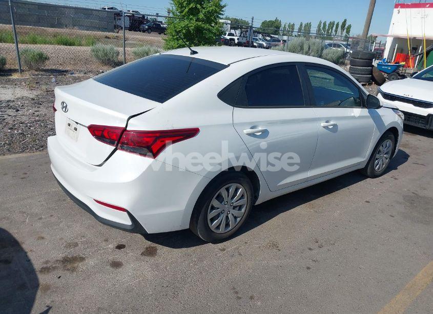 Photo 4 of 2019 Hyundai Accent SE (VIN 3KPC24A30KE067263)