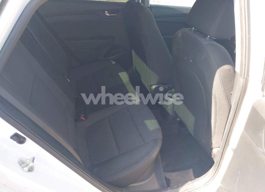 Photo 8 of 2019 Hyundai Accent SE (VIN 3KPC24A30KE067263)