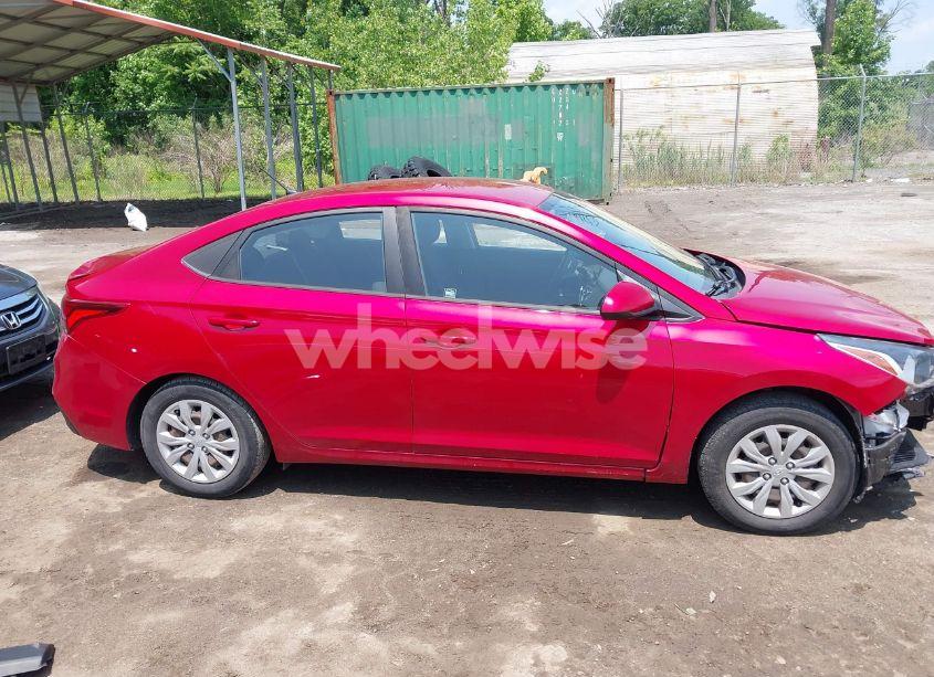 Photo 14 of 2019 Hyundai Accent SE (VIN 3KPC24A30KE079686)