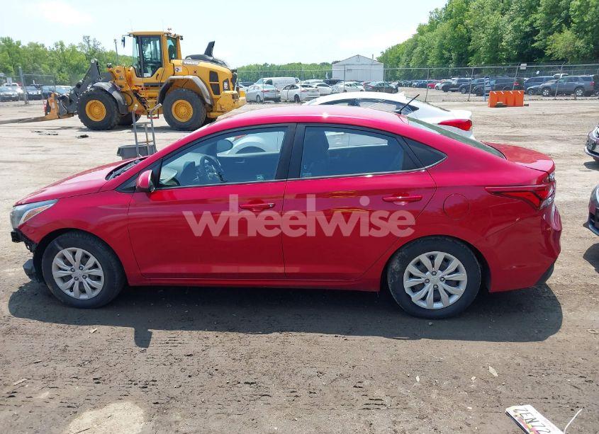 Photo 15 of 2019 Hyundai Accent SE (VIN 3KPC24A30KE079686)