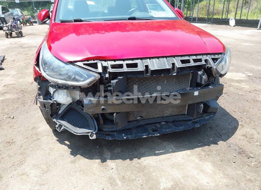 Photo 6 of 2019 Hyundai Accent SE (VIN 3KPC24A30KE079686)