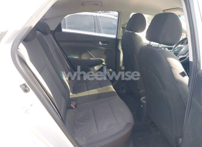Photo 8 of 2019 Hyundai Accent SE (VIN 3KPC24A30KE088372)