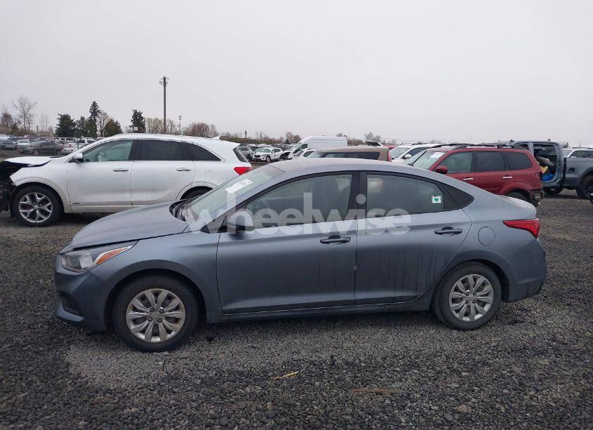 Photo 14 of 2018 Hyundai Accent SE (VIN 3KPC24A31JE014571)