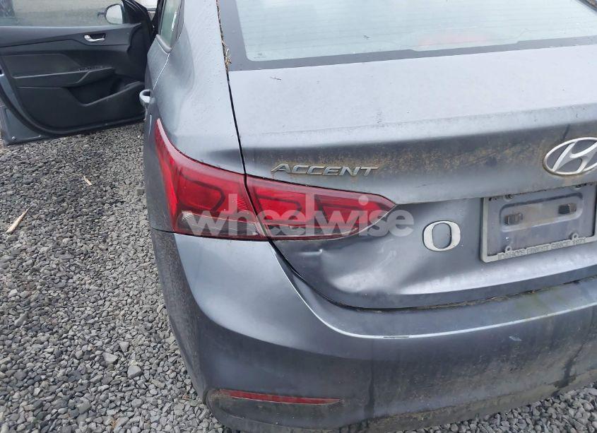 Photo 6 of 2018 Hyundai Accent SE (VIN 3KPC24A31JE014571)