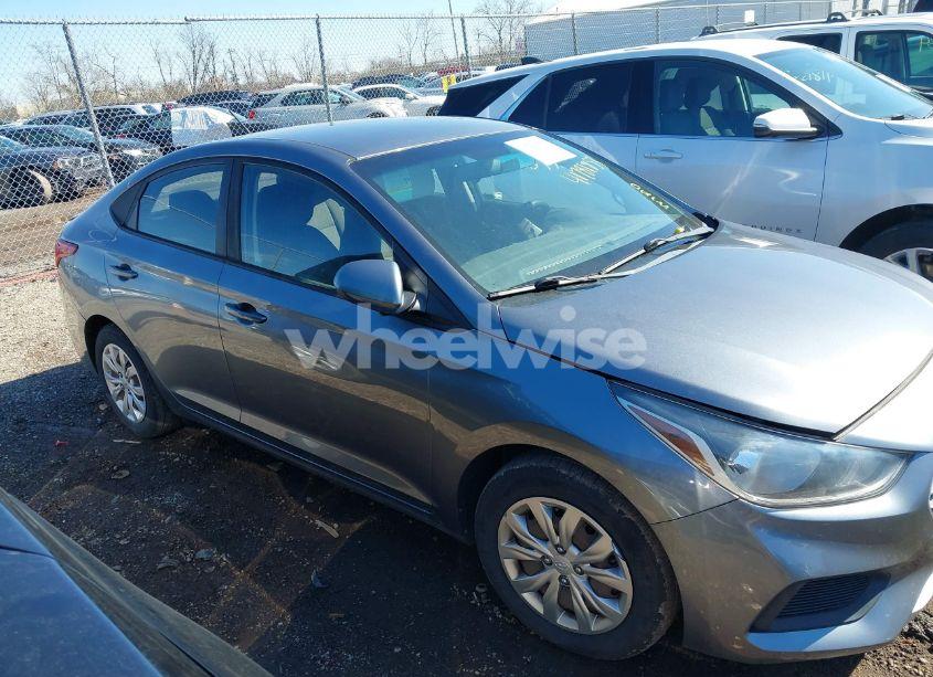 Photo 13 of 2018 Hyundai Accent SE (VIN 3KPC24A31JE018443)