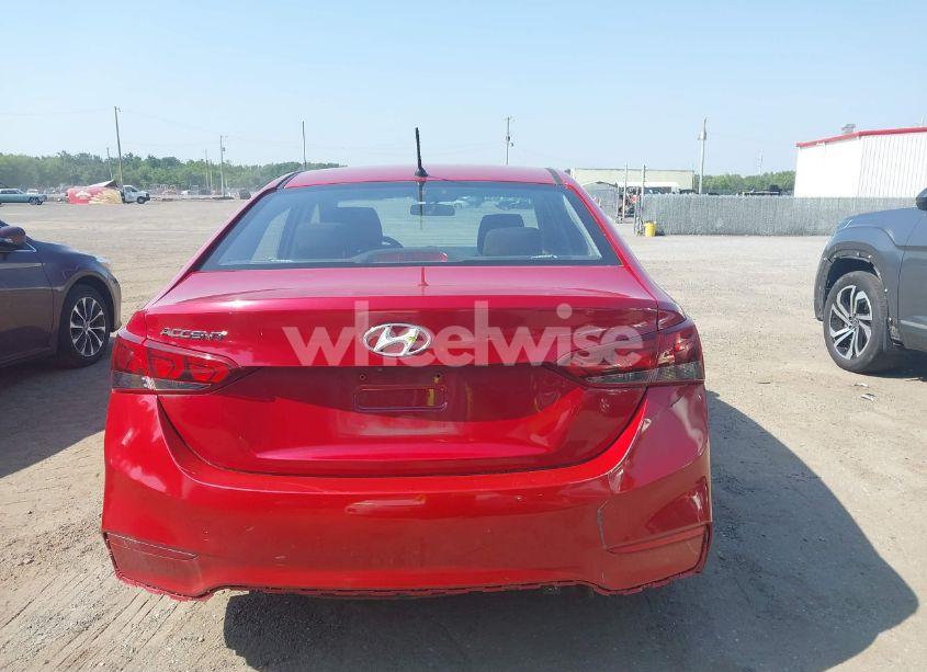 Photo 16 of 2018 Hyundai Accent SE (VIN 3KPC24A31JE021388)