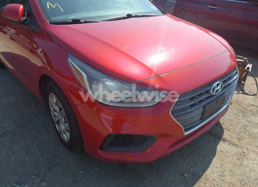 Photo 6 of 2018 Hyundai Accent SE (VIN 3KPC24A31JE021388)