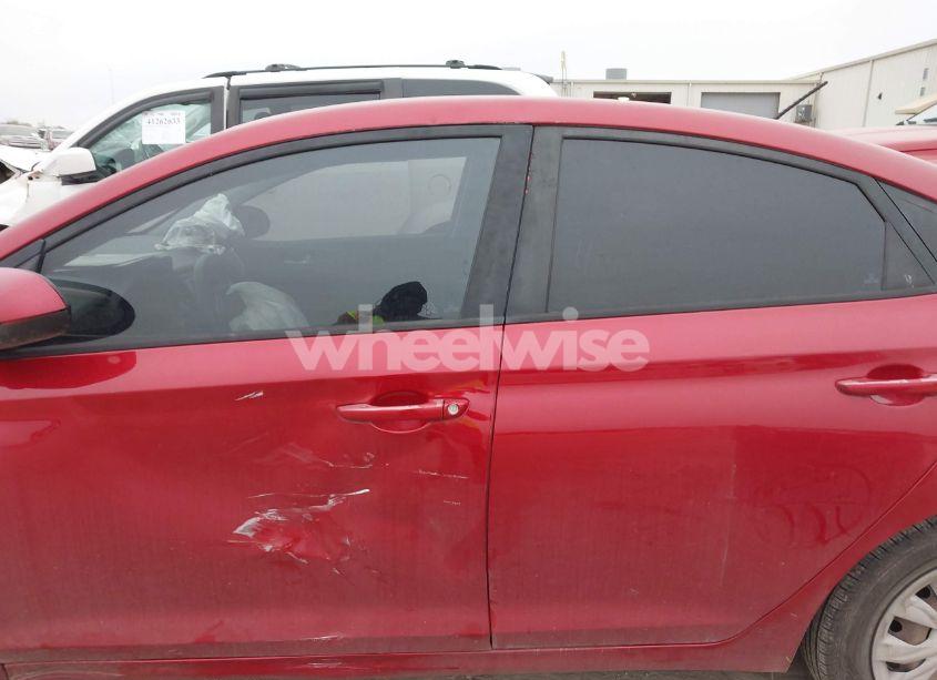 Photo 14 of 2019 Hyundai Accent SE (VIN 3KPC24A31KE060158)