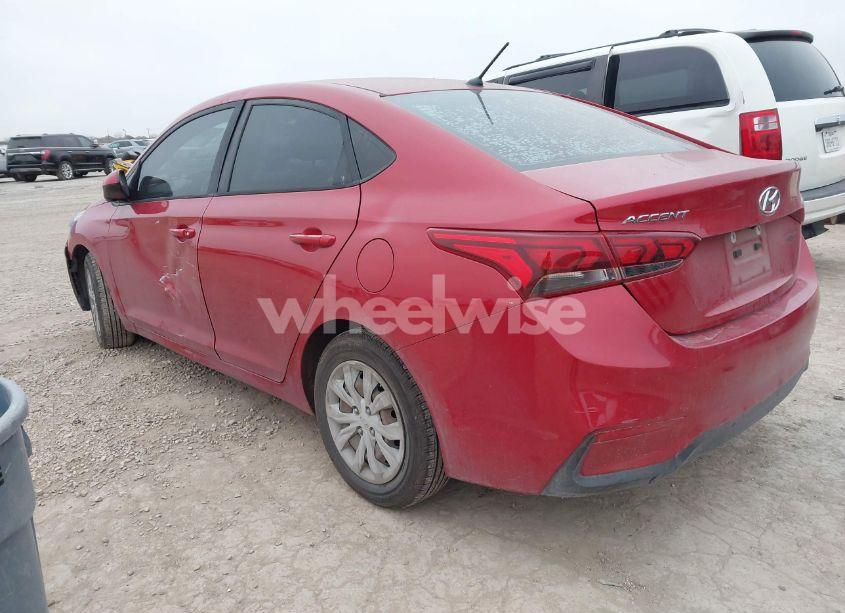 Photo 3 of 2019 Hyundai Accent SE (VIN 3KPC24A31KE060158)