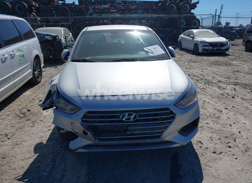 Photo 12 of 2019 Hyundai Accent SE (VIN 3KPC24A31KE061617)