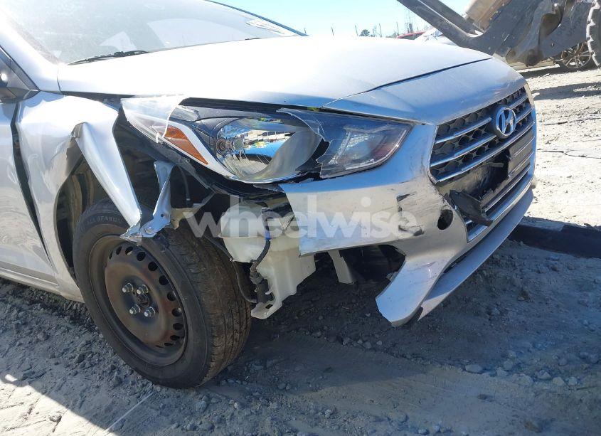 Photo 6 of 2019 Hyundai Accent SE (VIN 3KPC24A31KE061617)