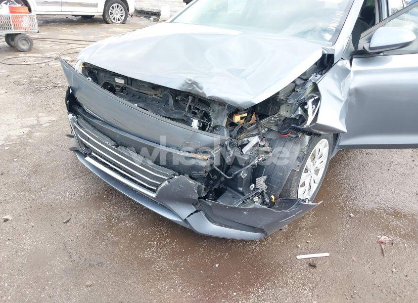 Photo 6 of 2019 Hyundai Accent SE (VIN 3KPC24A31KE064095)