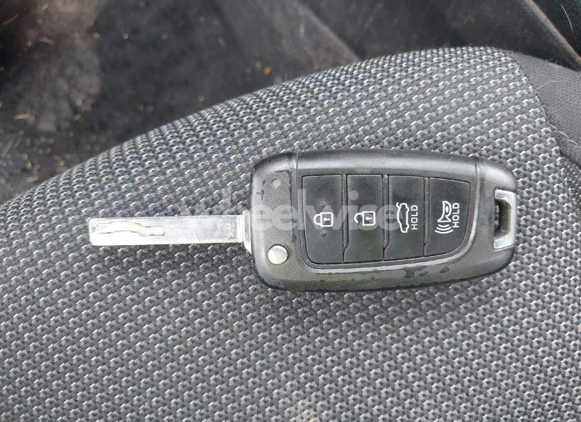 Photo 11 of 2019 Hyundai Accent SE (VIN 3KPC24A31KE079471)