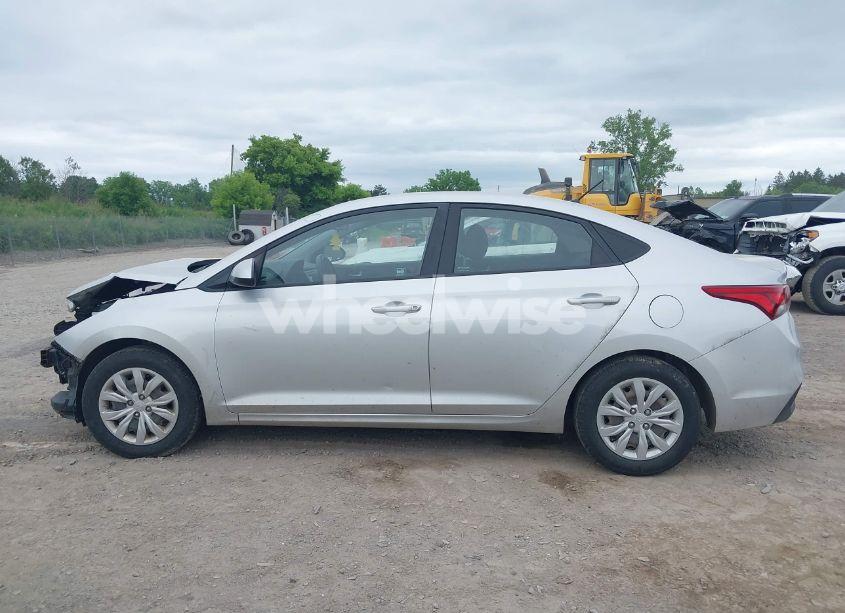 Photo 15 of 2019 Hyundai Accent SE (VIN 3KPC24A31KE079471)