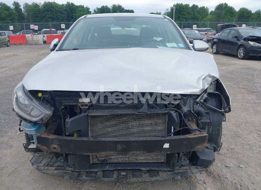 Photo 6 of 2019 Hyundai Accent SE (VIN 3KPC24A31KE079471)