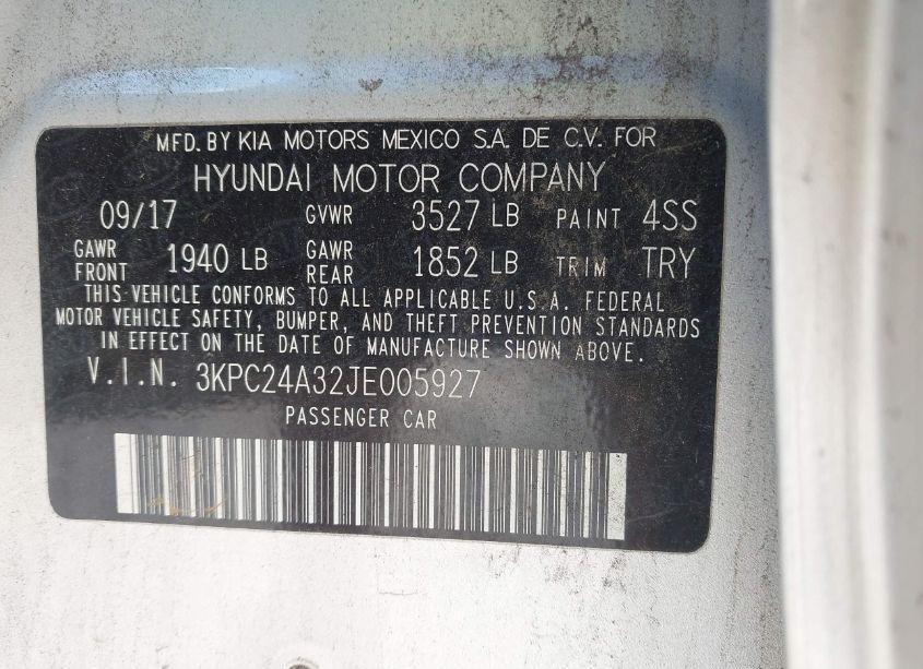 Photo 9 of 2018 Hyundai Accent SE (VIN 3KPC24A32JE005927)