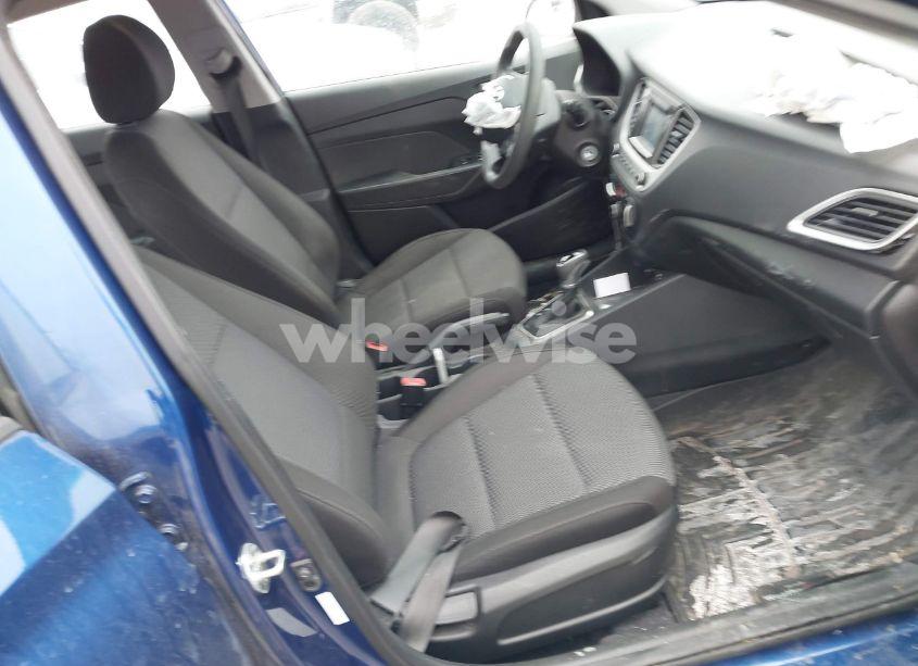 Photo 5 of 2018 Hyundai Accent SE (VIN 3KPC24A32JE023716)