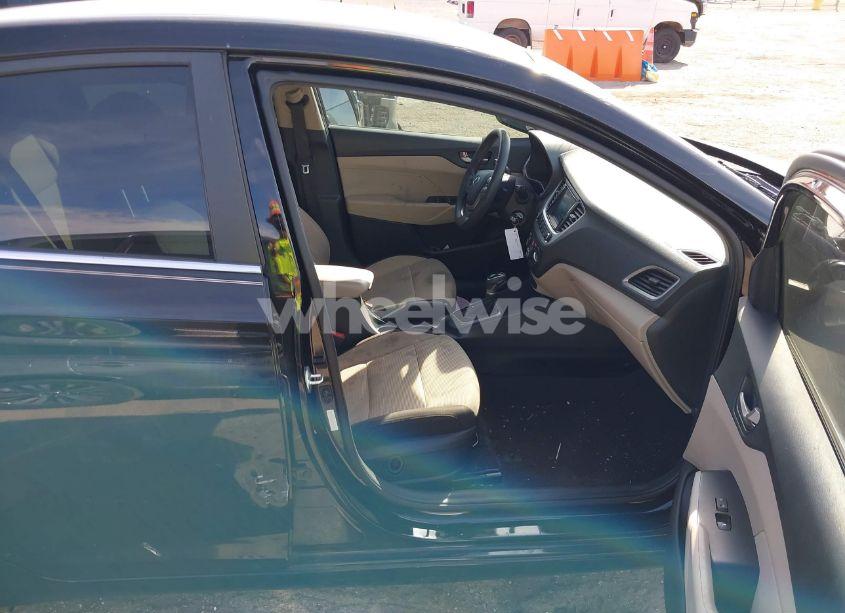 Photo 5 of 2019 Hyundai Accent SEL (VIN 3KPC24A32KE060928)