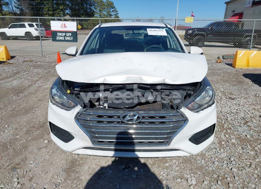 Photo 12 of 2019 Hyundai Accent SE (VIN 3KPC24A32KE077874)