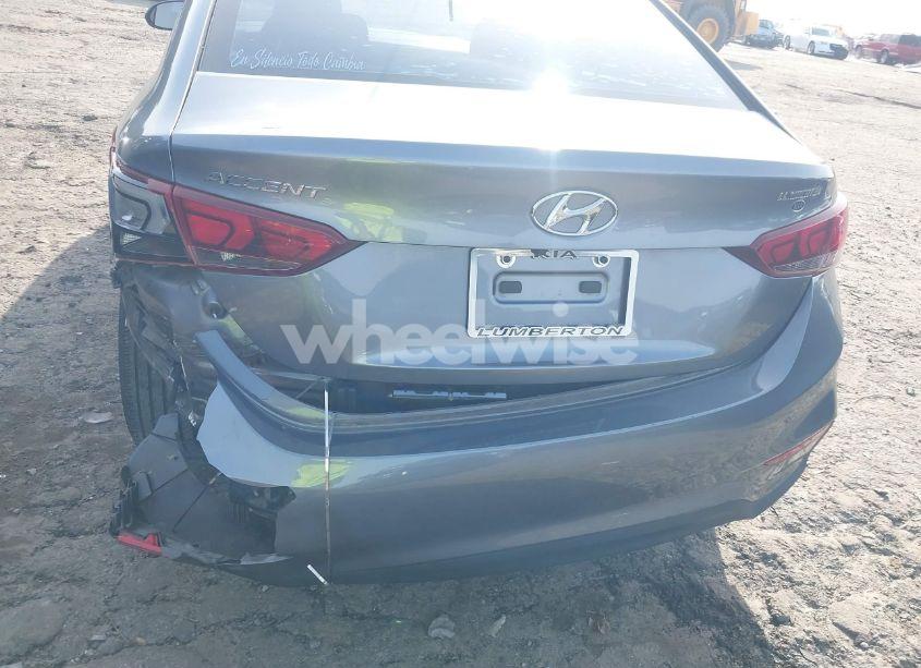 Photo 12 of 2018 Hyundai Accent SE (VIN 3KPC24A33JE022607)