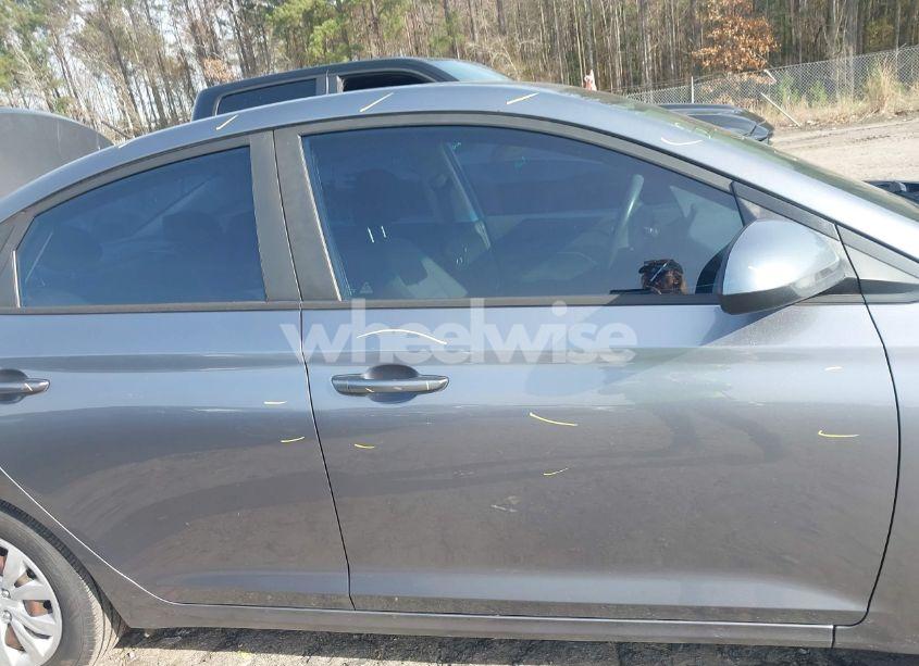 Photo 14 of 2018 Hyundai Accent SE (VIN 3KPC24A33JE022607)