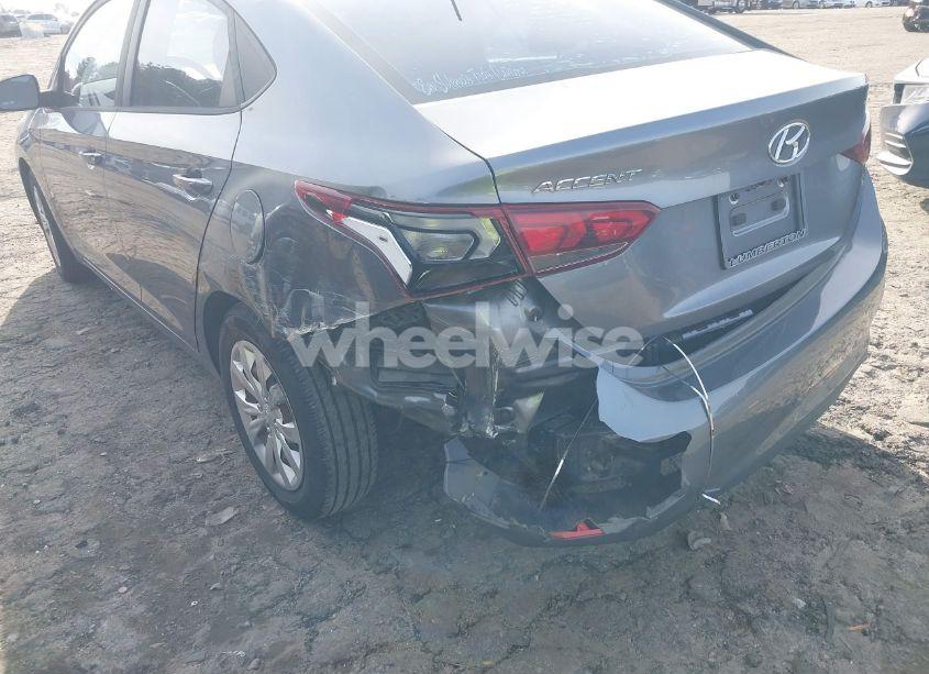 Photo 6 of 2018 Hyundai Accent SE (VIN 3KPC24A33JE022607)