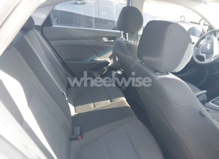 Photo 8 of 2018 Hyundai Accent SE (VIN 3KPC24A33JE022607)