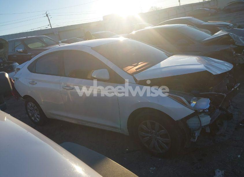 Photo 13 of 2018 Hyundai Accent SE (VIN 3KPC24A33JE025524)
