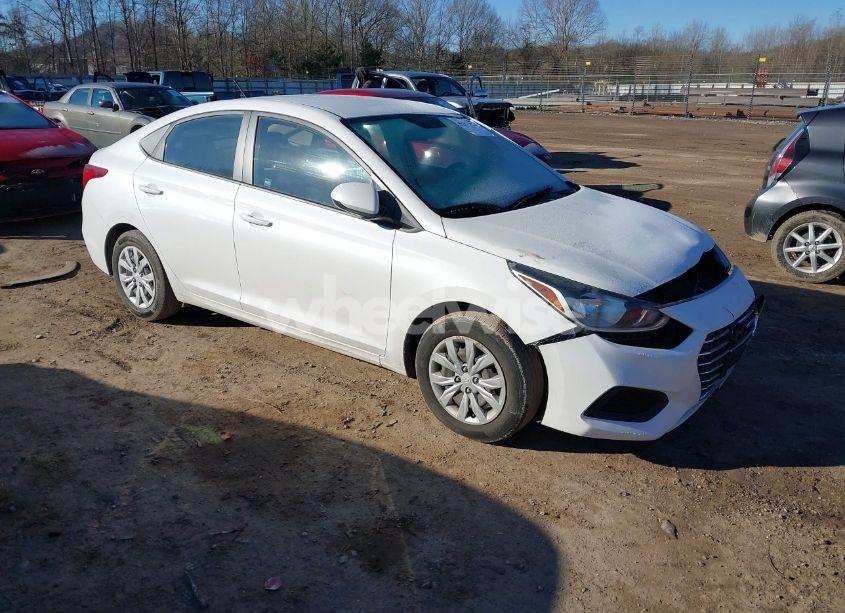 2019 Hyundai Accent SE (VIN 3KPC24A33KE056922) main photo