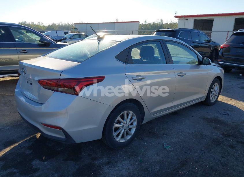 Photo 4 of 2019 Hyundai Accent SEL (VIN 3KPC24A33KE057391)