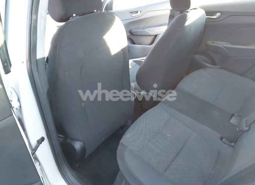 Photo 8 of 2019 Hyundai Accent SE (VIN 3KPC24A33KE069184)