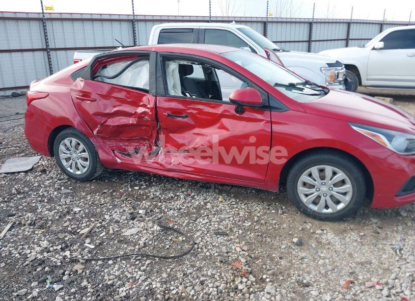 Photo 6 of 2019 Hyundai Accent SE (VIN 3KPC24A33KE069198)