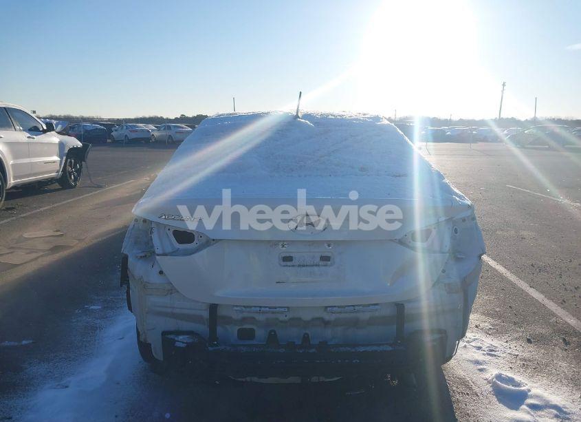 Photo 16 of 2019 Hyundai Accent SE (VIN 3KPC24A33KE072134)