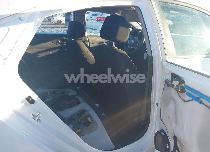 Photo 8 of 2019 Hyundai Accent SE (VIN 3KPC24A33KE072134)