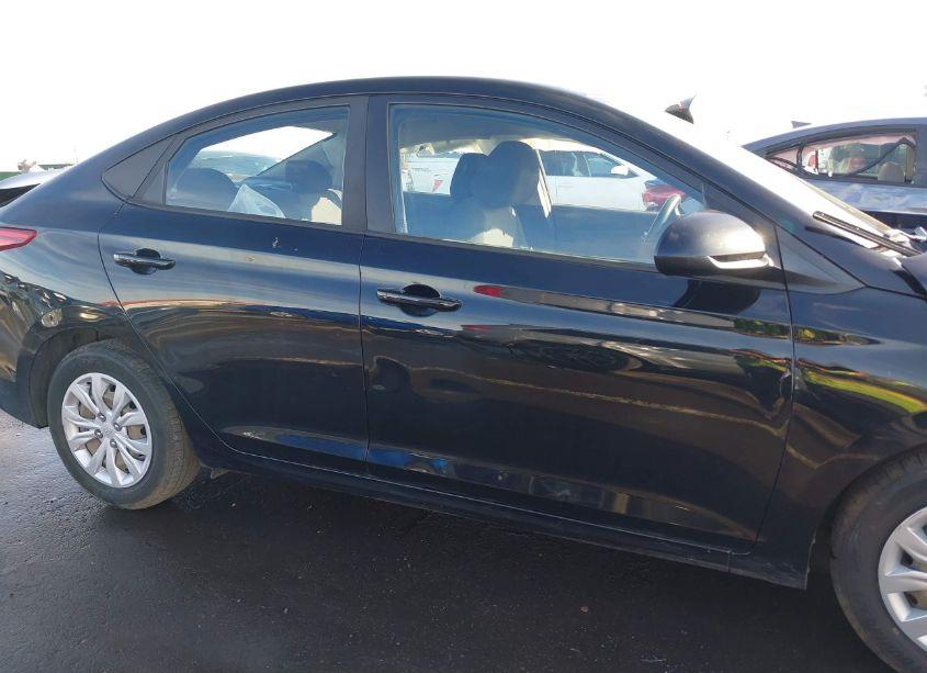Photo 13 of 2019 Hyundai Accent SE (VIN 3KPC24A33KE085157)