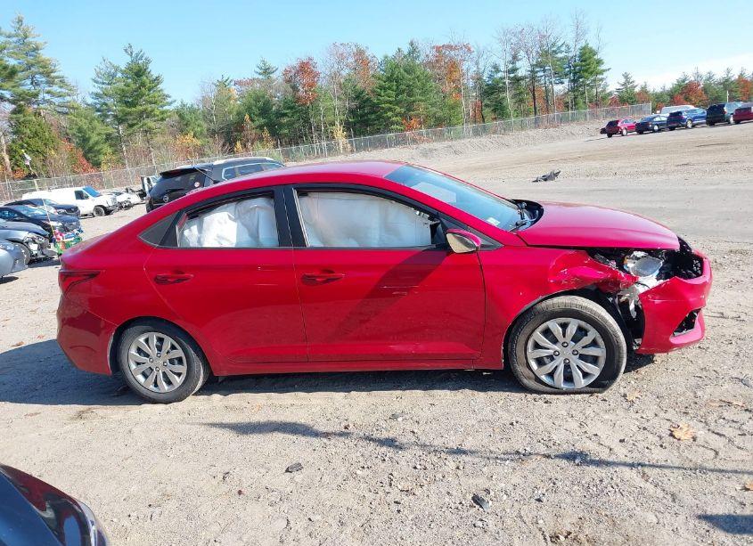 Photo 13 of 2018 Hyundai Accent SE (VIN 3KPC24A34JE012734)