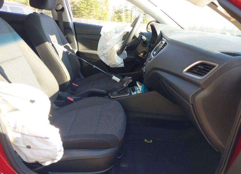 Photo 5 of 2018 Hyundai Accent SE (VIN 3KPC24A34JE012734)