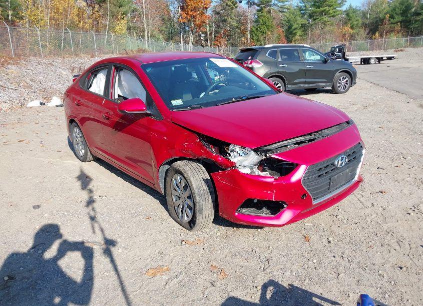 Photo 6 of 2018 Hyundai Accent SE (VIN 3KPC24A34JE012734)