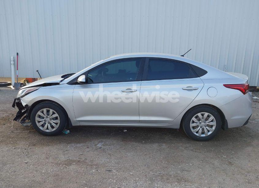 Photo 15 of 2018 Hyundai Accent SE (VIN 3KPC24A34JE017853)