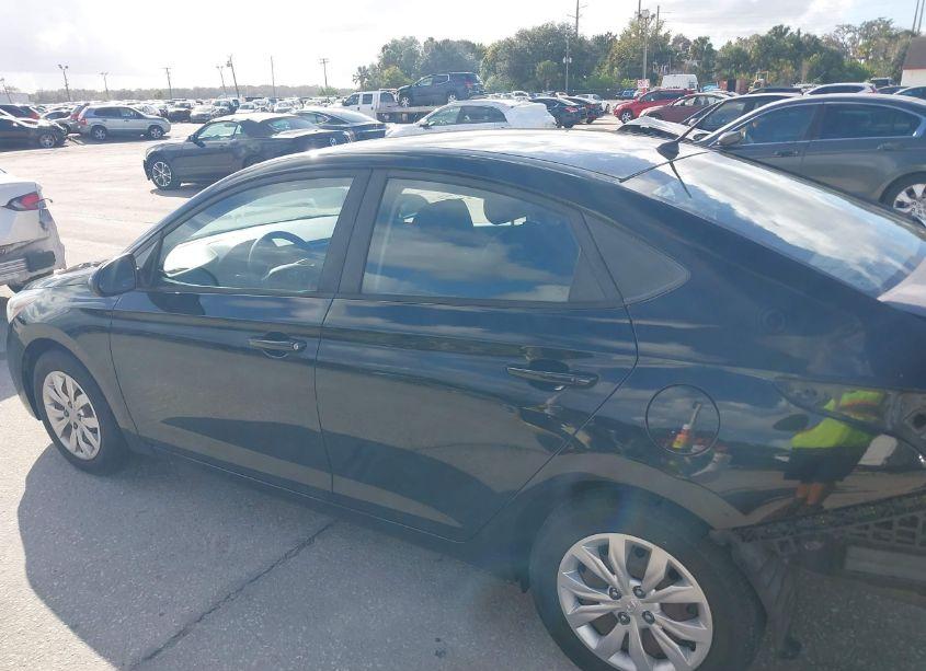 Photo 15 of 2018 Hyundai Accent SE (VIN 3KPC24A34JE029033)