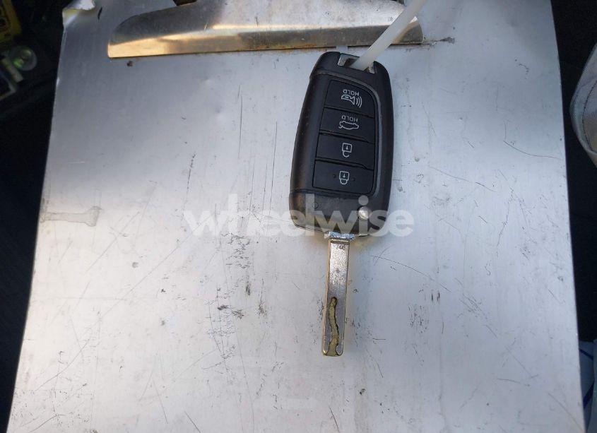 Photo 11 of 2019 Hyundai Accent SE (VIN 3KPC24A34KE045556)