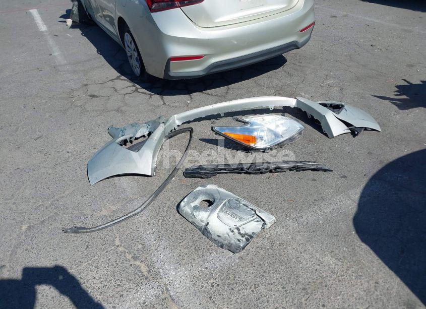 Photo 12 of 2019 Hyundai Accent SE (VIN 3KPC24A34KE045556)